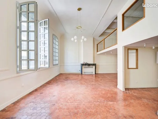 Appartement d'exception 150m2 à louer Palais de justice x rue Thiers