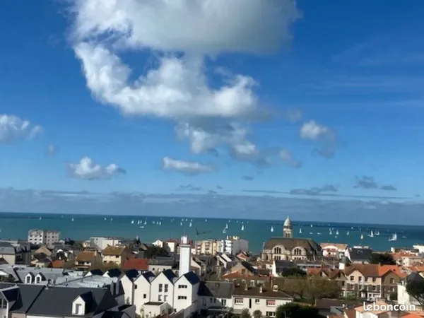 Vaste appartement traversant de 141 M2 Quartier Arago-Saint -Pierre Vue mer panoramique