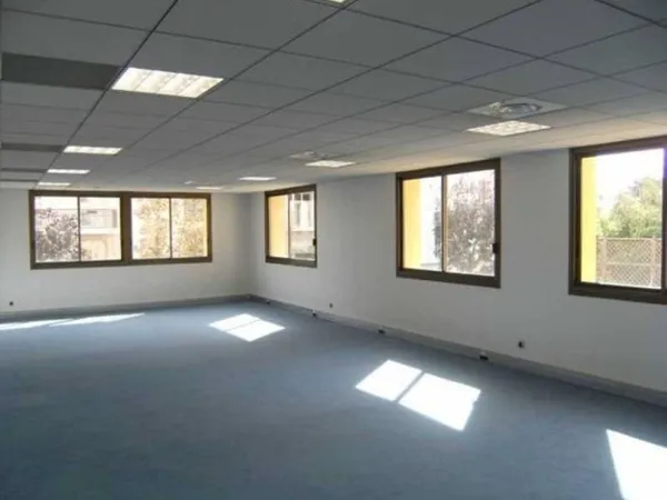 Bureaux 2 pièces 860 m²