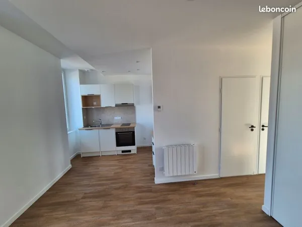 Appartement 003 - 3 pièces 40 m² REFAIT A NEUF A VISITER
