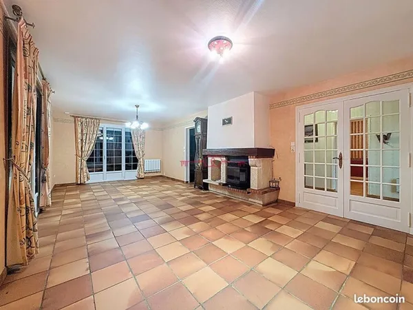 Maison 6 pièces 146 m²