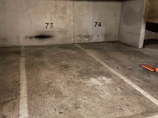 Parking 10m2 situé au 61 rue de Passy 75016 Paris