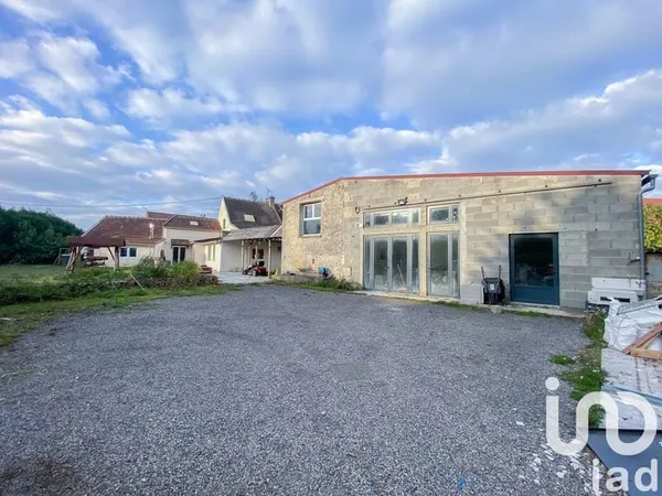 Maison 10 pièces 446 m²