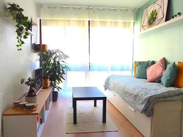 Studio 1 pièce 17 m²
