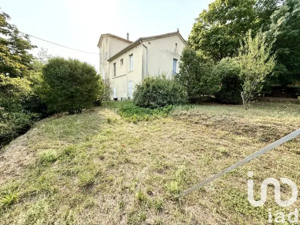 Maison 10 pièces 181 m²