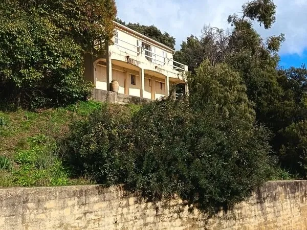Villa sarrola village