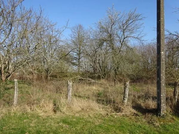 Terrain constructible 1341 m²
