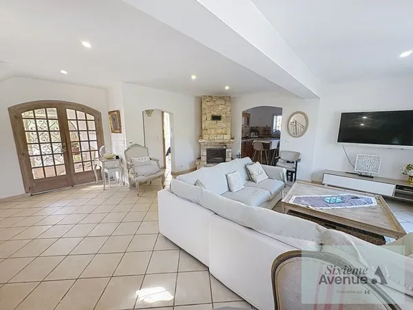 Maison 6 pièce(s) 145 m2 avec dépendance