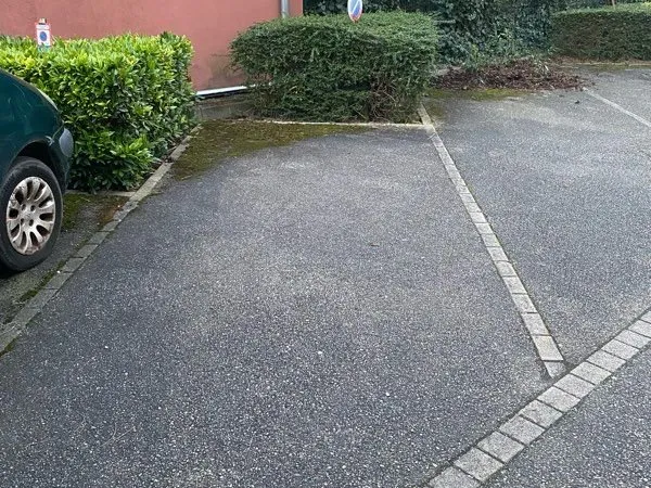 Parking extérieur