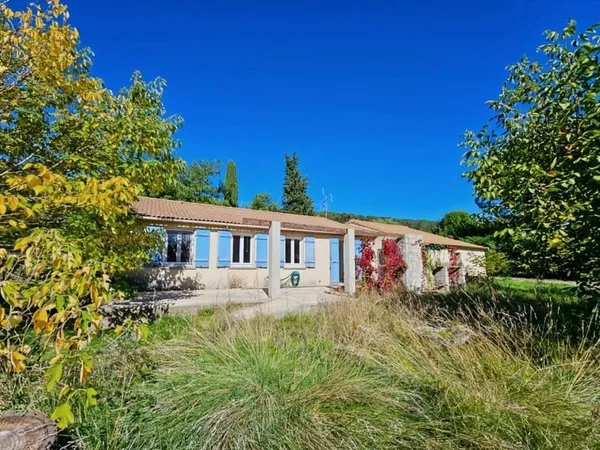À Vendre - Maison de plain pied de 89m² sur 1200m² de terrain