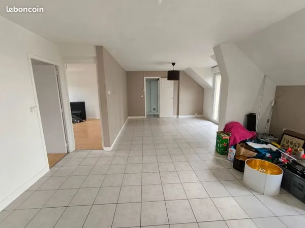 Grand appartement Biéville-Beuville
