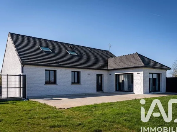 Pavillon 9 pièces 270 m²