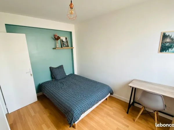 Colocation meublée de standing étudiantes (Femmes) - Villejuif - à 20 min de Paris - 550