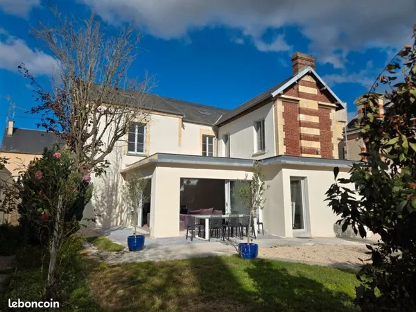 Maison 170m² caen 4/5ch 300m pl st martin Caen
