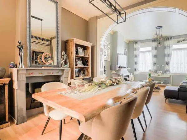 Maison 7 pièces 158 m²