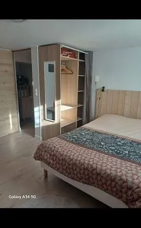 Chambre 1 pièce 24 m²