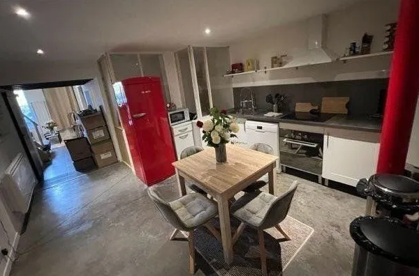 Appartement 1 pièce 83 m²