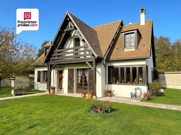 Maison 145m2 3 chambres bureau grange jardin 886m2 336000 FAI