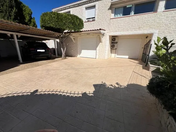 Maison 5 pièces 138 m²