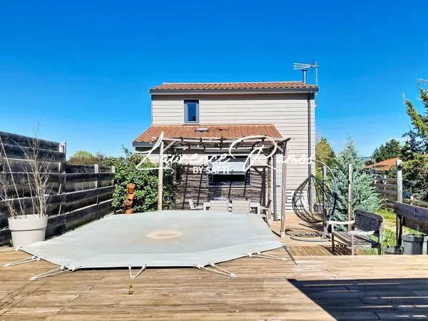 Maison moderne à ossature bois