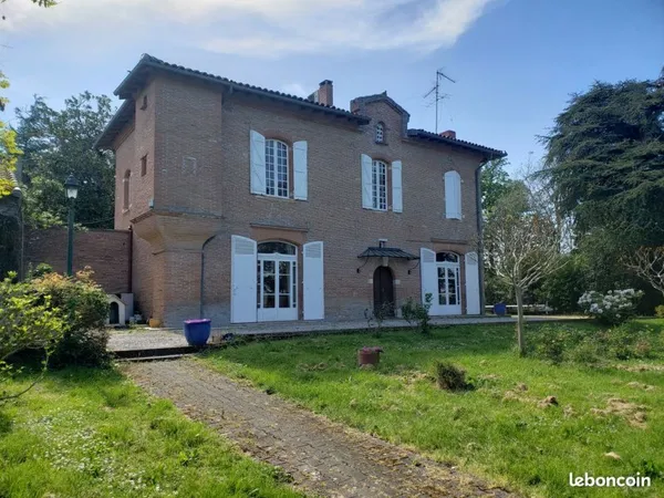 Maison de Maître avec ou sans dépendances (prix dégressif)