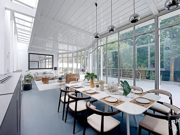 Maison 6 pièces 400 m²