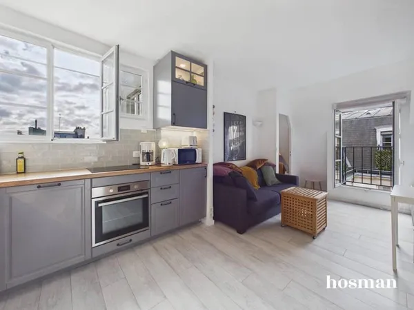 Coup de coeur - 2 pièces - 33 m² - Dernier étage avec ascenseur - Balcons - Calme - Lumineux - Rue S