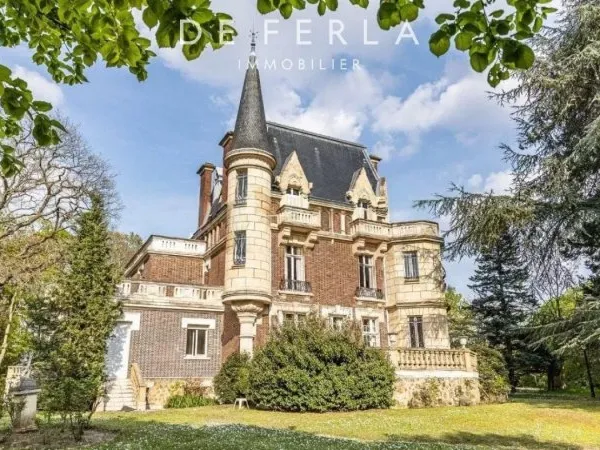 Le Vésinet - Propriété de Prestige à Vendre