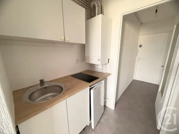 Studio 1 pièce 20 m²