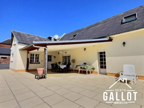 Maison 4 pièces 195 m²