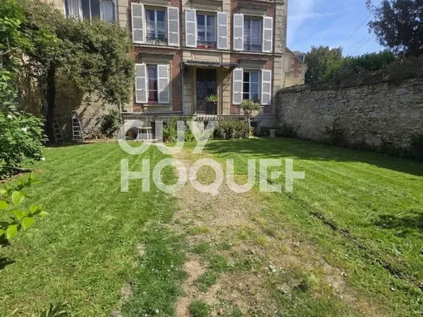 Maison bourgeoise de caractère 250 m² habitables avec fort potentiel