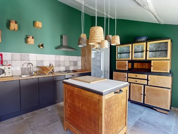 Maison 3 pièces 204 m²