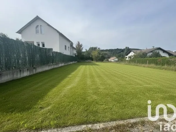 Vente Terrain à bâtir 1 242 m²