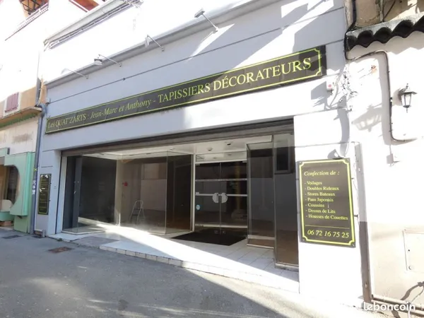 Local 144 m² Alès