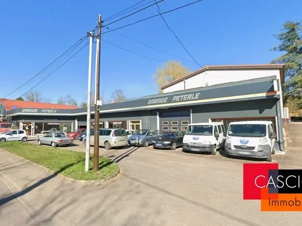 VERNY - Immeuble 900 m² sur 32,96 ares constructibles