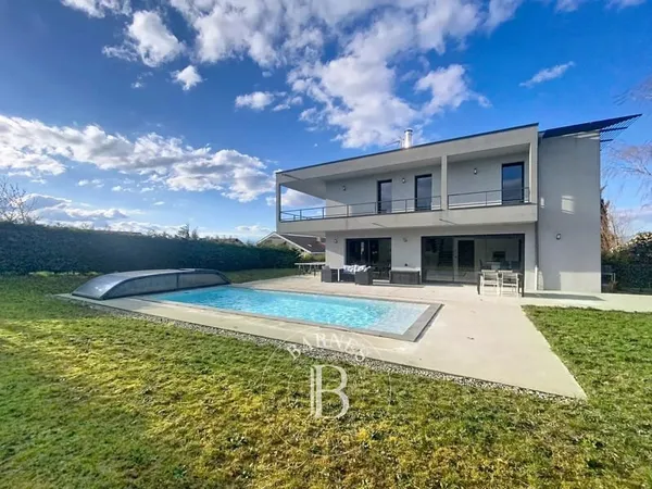Anthy-sur-Léman- Villa avec piscine - Vue lac - 4 chambres