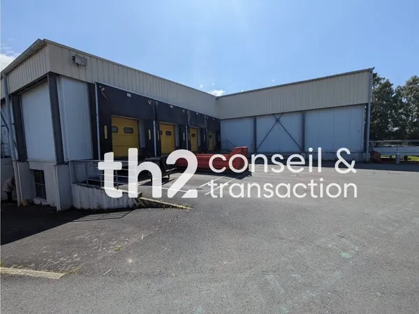 Immeuble industriel 2272 m²
