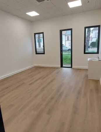 Local commercial 27 m²