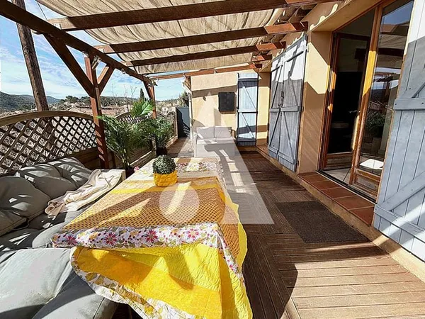 COUP DE COEUR, Maison T4 avec terrasse et jardin au coeur de Peypin