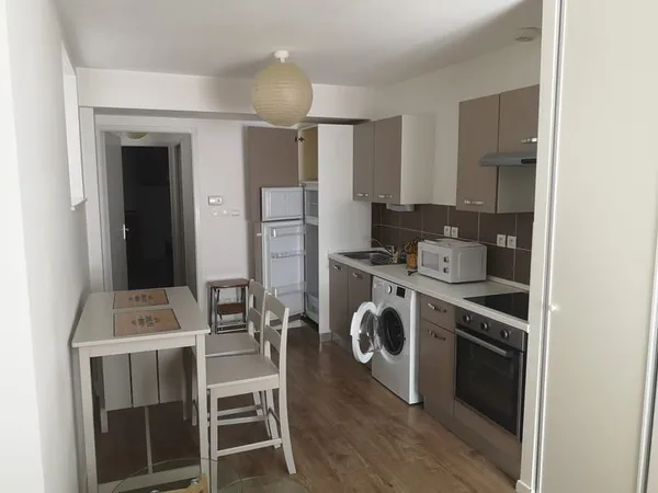 Appartement T1 meublé de 31,32 m2 à Montluçon (03)