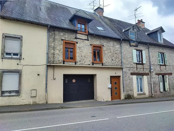 Maison de ville à fort potentiel