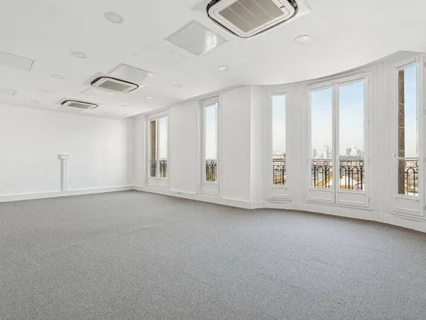 Bureaux 260 m²