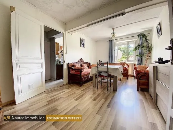 Appartement 6 pièces 130 m²