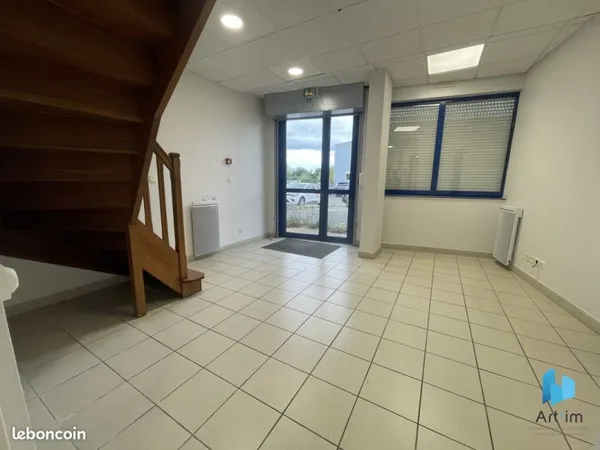 Bureaux 310 m² Le Mans