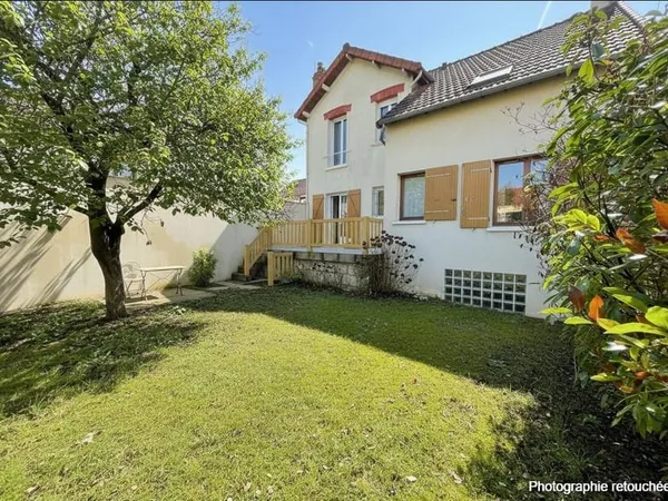 Maison 8 pièces 129 m²
