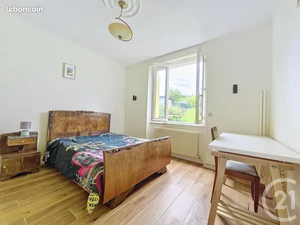 Maison 9 pièces 197 m²