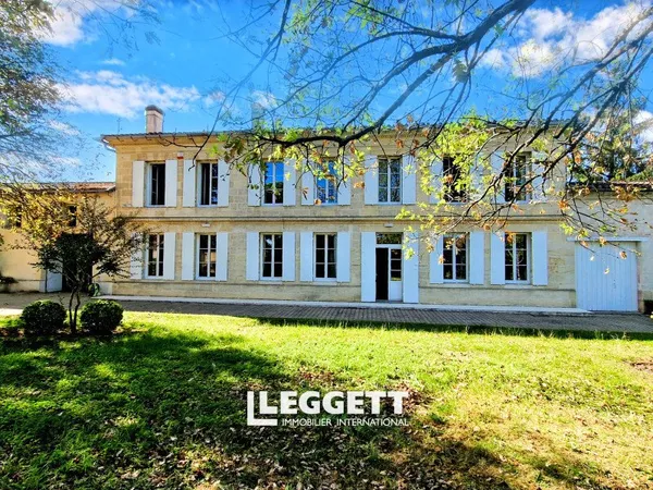 Maison 11 pièce(s), SAINT-ÉMILION
