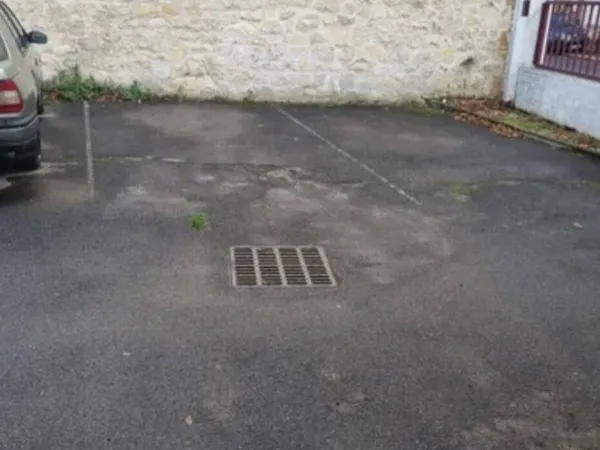 Parking 10 m²