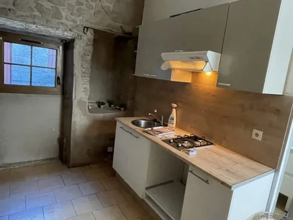 Deux appartements vendus loués au coeur du village