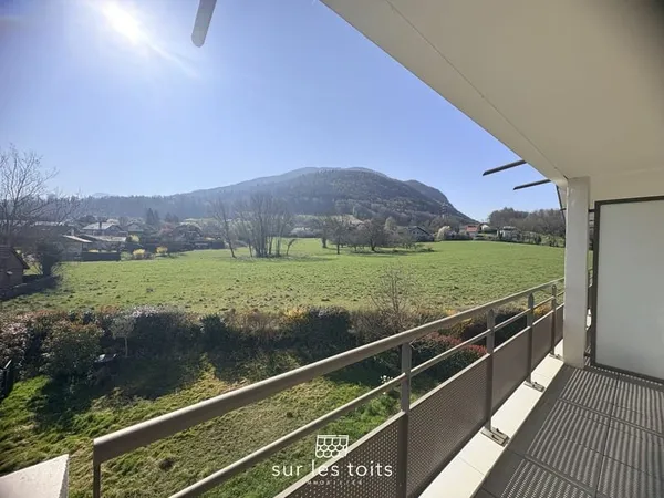 ANNECY-LE-VIEUX (74) - Beau T2 de 46m² petite résidence, terrasse 12m², cave et parking privatif